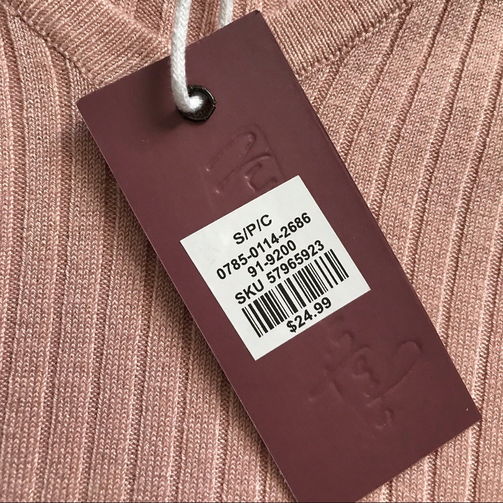 Long Sleeve Ribbed Soft Knit Top - Picture 3 of 3
